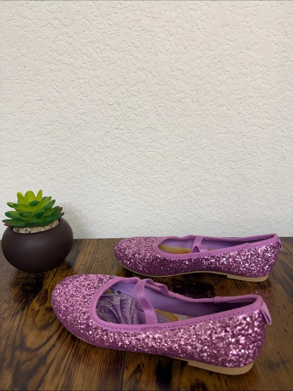 Disney H&M • Girls 13.5 Rapunzel Pink Glitter Mary Jane Princess Shoes
